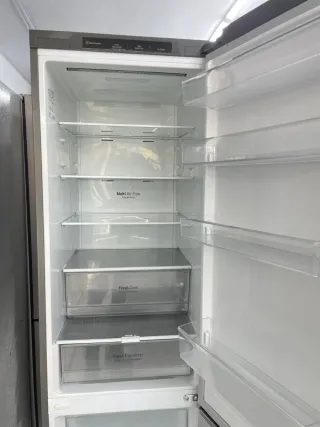 OFerta Nevera LG Combi golpes de la puerta