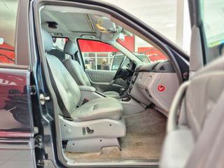 Mercedes-Benz Clase M 4x4 espaciosa