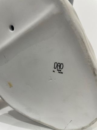 Figura de porcelana niño leyendo Nao by Lladró