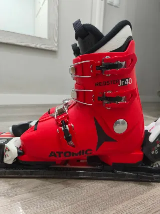 Botas y esquís de esquí