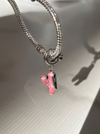 Charm zapatillas de ballet. Plata. NUEVO