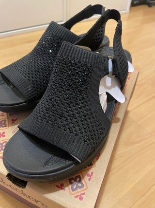 Sandalias Skechers Negras