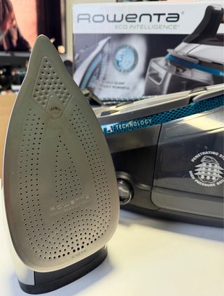 Centro de planchado Rowenta Silence Steam Extreme