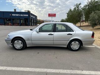 Mercedes-Benz Clase C220 1997 W202