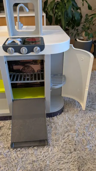 Cocinita Smoby Loft Plegable con muchos accesorios