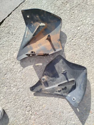Tapas Laterales Honda CBF 250