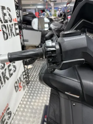 YAMAHA T MAX 530 ABS RECIÉN REVISADA