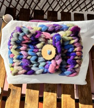 Bufanda preciosa y original tejida a mano