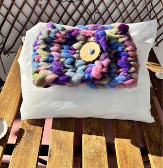 Bufanda preciosa y original tejida a mano