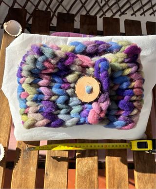 Bufanda preciosa y original tejida a mano