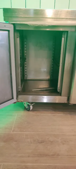 Congelador infrico  Mesa Refrigeración  BMPP 2000