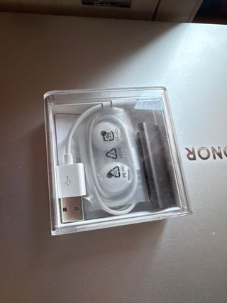 iPod Shuffle 4GB A1271 nuevo pero abierto
