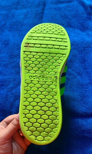 Adidas Neo Zapatillas Negras y Verdes