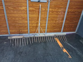 Rastrillo de madera grande para decoración