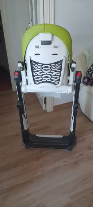 Trona Peg Perego en muy buen estado