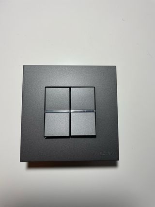 Interruptores y enchufes de luz