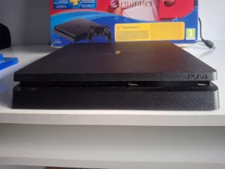 Consola PS4 Slim 1TB + Juegos