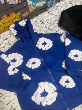 Chaqueta azul con estampado