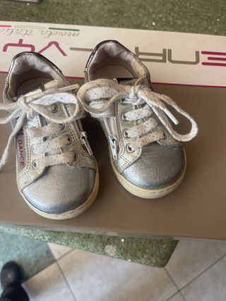 Scarpette bimba n.19