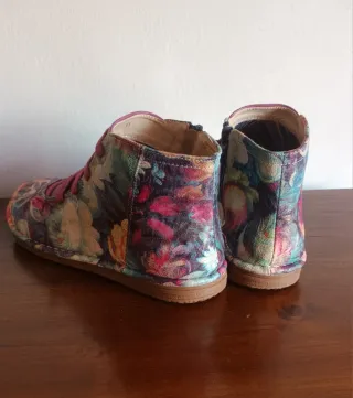 Botines de piel, SOCOFY. T41. Precio no negociable