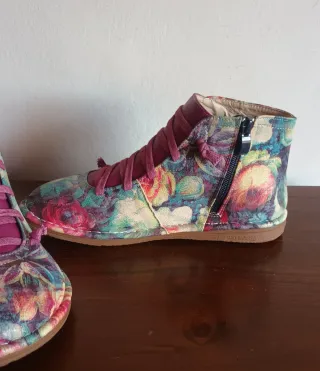 Botines de piel, SOCOFY. T41. Precio no negociable