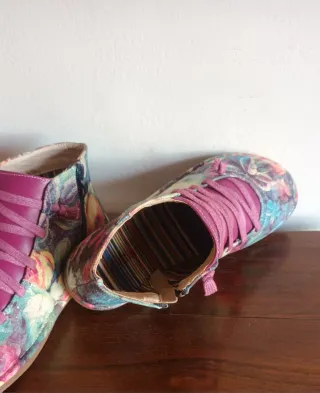 Botines de piel, SOCOFY. T41. Precio no negociable