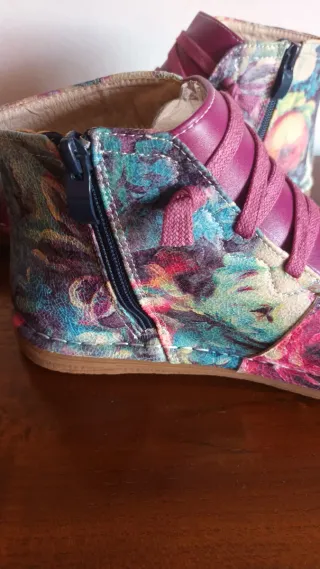 Botines de piel, SOCOFY. T41. Precio no negociable