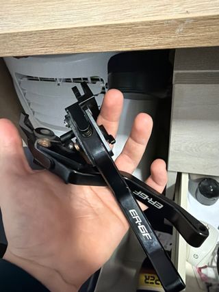 Manetas Freno y Embrague ER6F