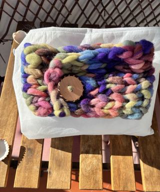 Bufanda preciosa y original tejida a mano