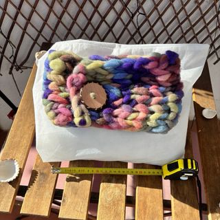 Bufanda preciosa y original tejida a mano