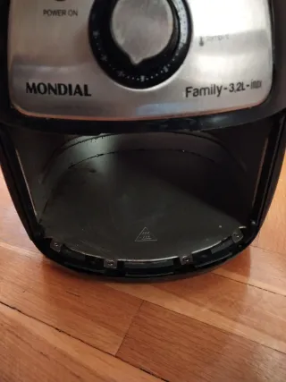 Freidora de aire Mondial Family 3.2L