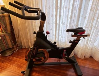 Bicicleta cycling life Fitness IC1