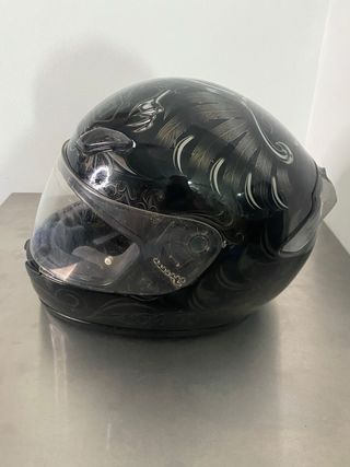 Casco Shoei Negro con Diseño