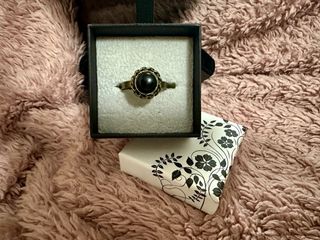 Anillo Ajustable Negro y Dorado