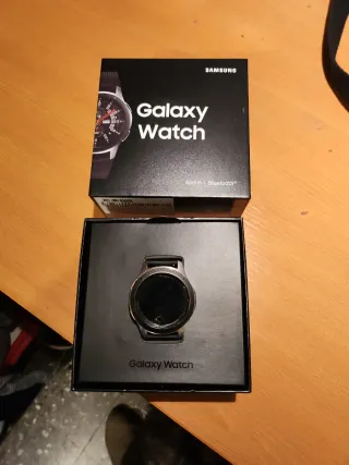Samsung Galaxy Watch SM-R800