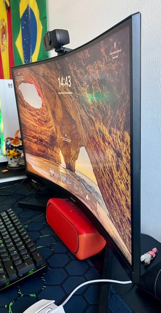 Samsung Odyssey G5 27 Curvo QHD 144Hz COMO NUEVO