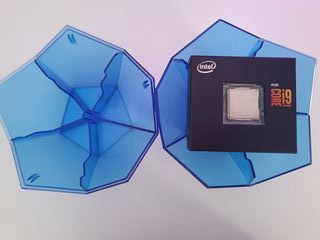Combo Kit i9 9900K, Z390, 32GB, Líquida