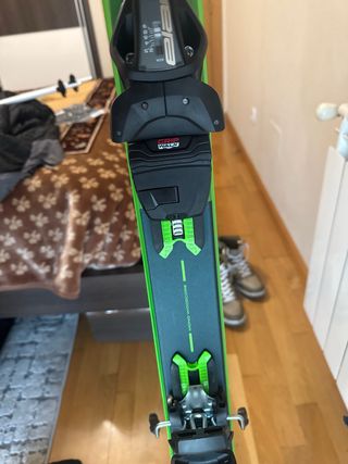 Elan Explore 6 Esquís con Fijaciones