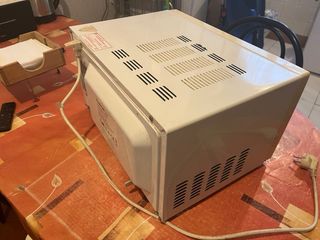 Microondas Taurus 20L Ready Grill