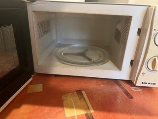 Microondas Taurus 20L Ready Grill