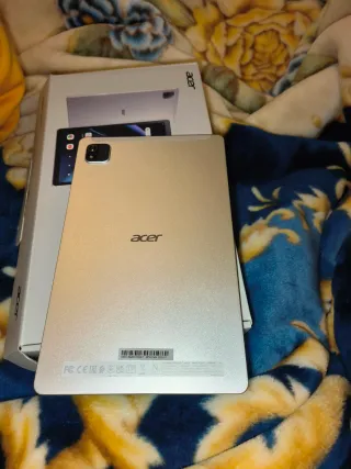 Tablet Acer Iconia Tab A10 Argento