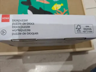 Puzzle 12 cubos madera animales HEMA