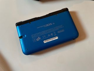 Nintendo 3DS XL Azul