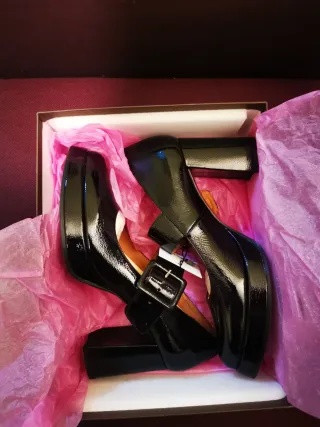 Zapatos Chie Mihara Negros Tacón Plataforma Hebill