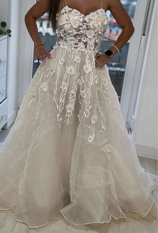 Vestido de Novia Beige y Blanco