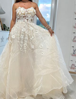 Vestido de Novia Beige y Blanco