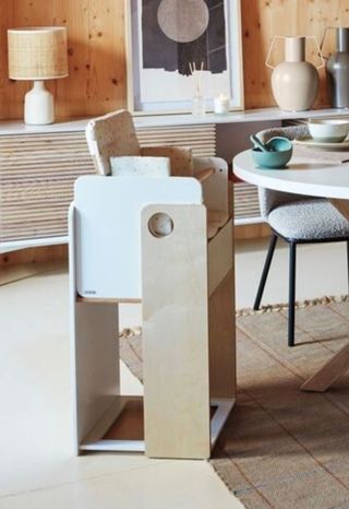 Trona evolutiva madera y cojín verde