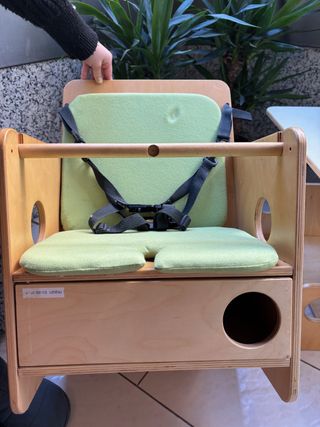 Trona evolutiva madera y cojín verde