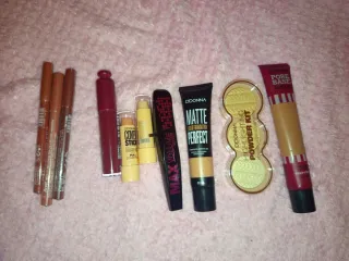 Lote 10 productos maquillaje