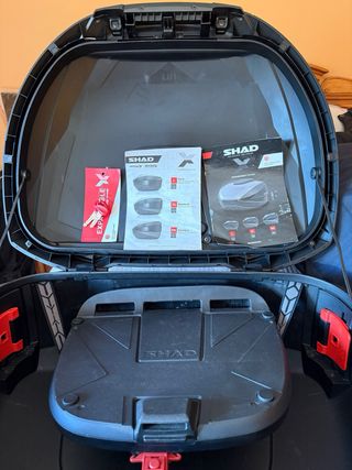 Baúl SHAD SH59X Extensible + Soporte